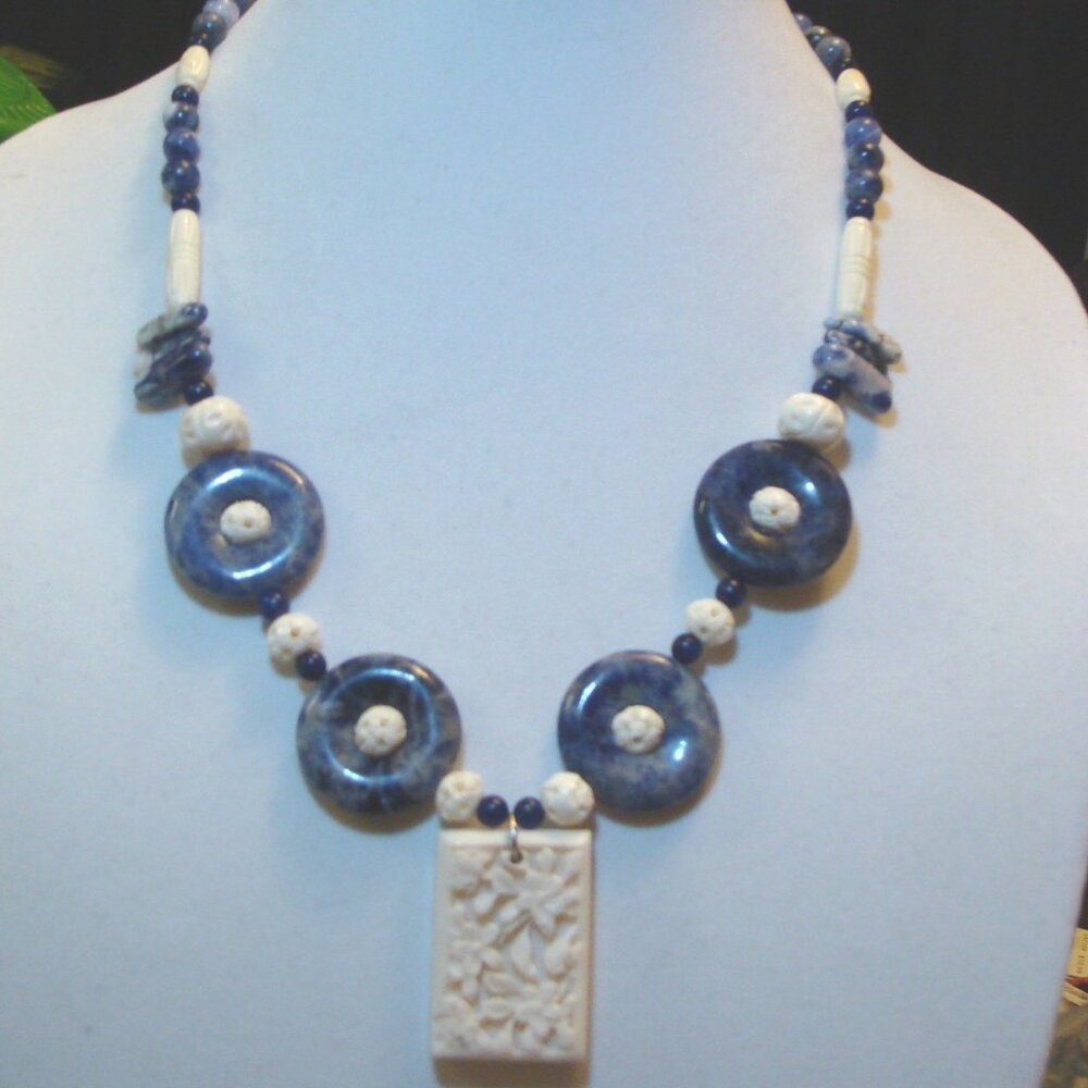 Custom Jewelry, Rectangular, Embossed Ceramic Pen… - image 1